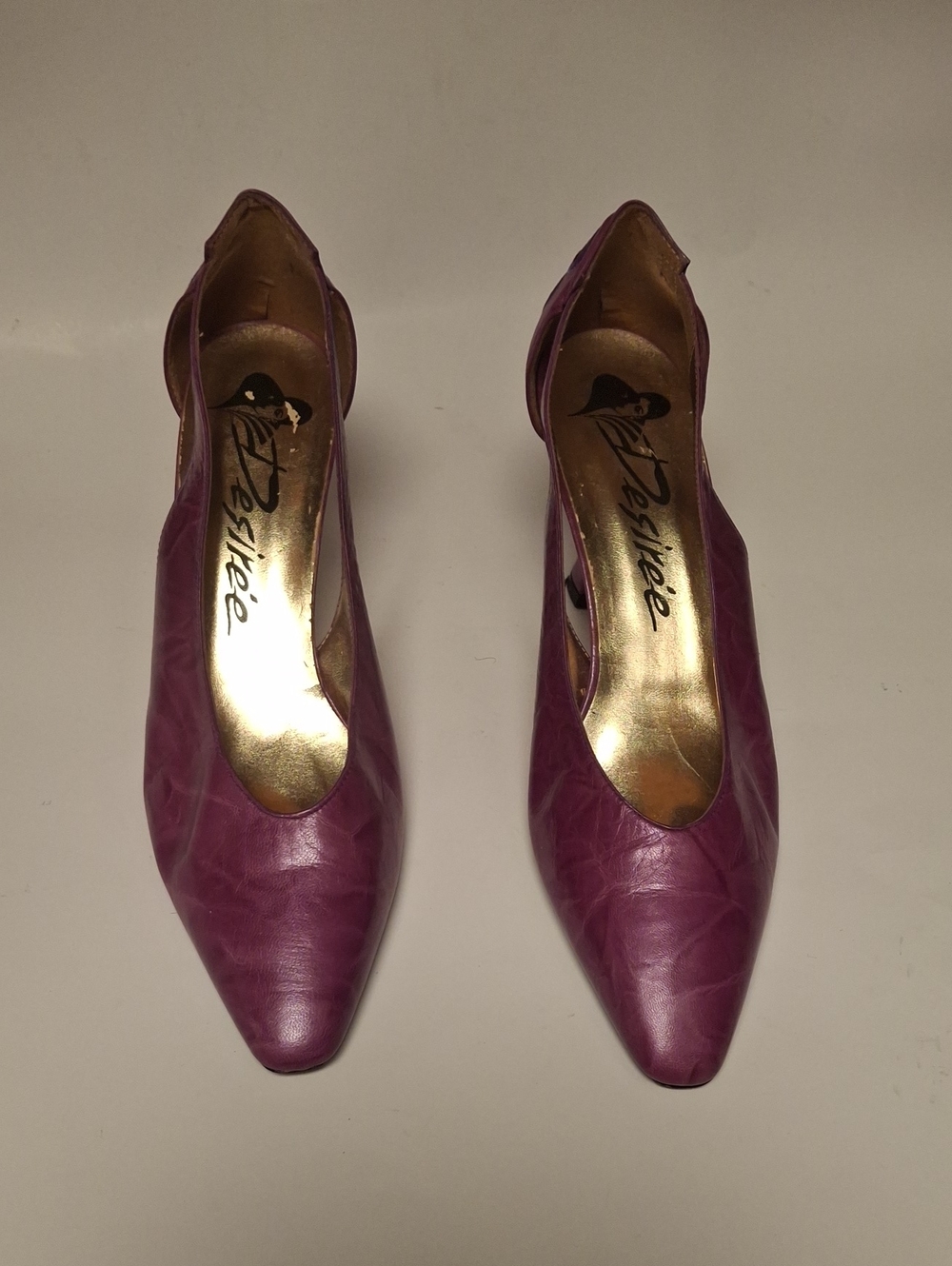 Betlee Vintage Purple Leather Pointed-Toe Women's Pumps. 10